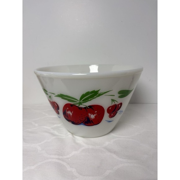 FIRE KING ANCHOR HOCKING Other - Vintage Fire King Splash Proof Bowl Apple & Cherries 4 QT White Painted 9.5"x 6"
